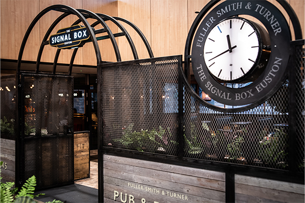 Pub & Dining in Euston Station | The Signal Box 